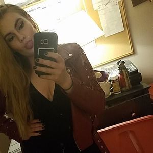 Meet your Posher, Shannon